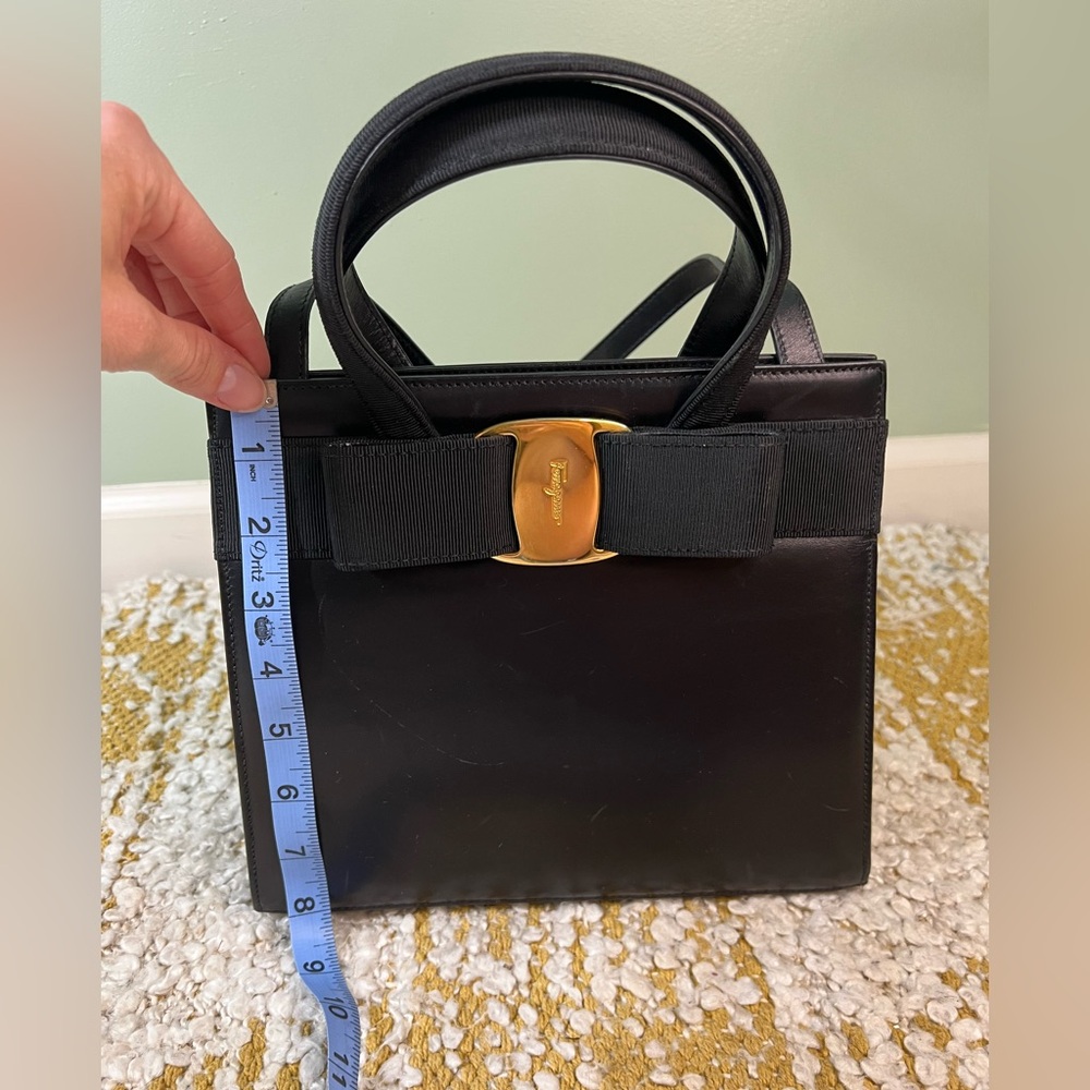 Salvatore Ferragamo Vara Ribbon 2 way Handbag shoulder bag - Picture 5 of 14